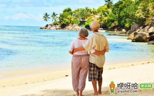 老年人出境游学问窍门:不报低价团,出游要量力而行