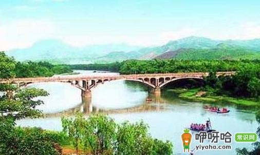 香溪河:昭君泪幻化成桃花鱼,一段绝美传说背后的自然奇观