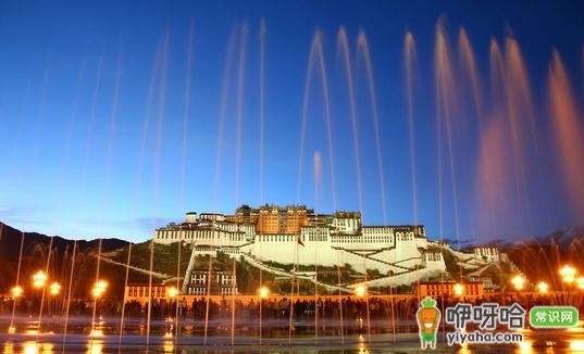 布达拉宫:时间与空间的绝妙合作