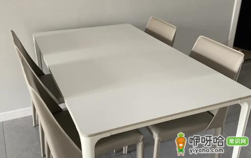 50cm桌子配多高椅子?标准合适高度推荐