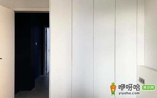 衣柜一门到顶能做多高?标准高度2.4-2.8米