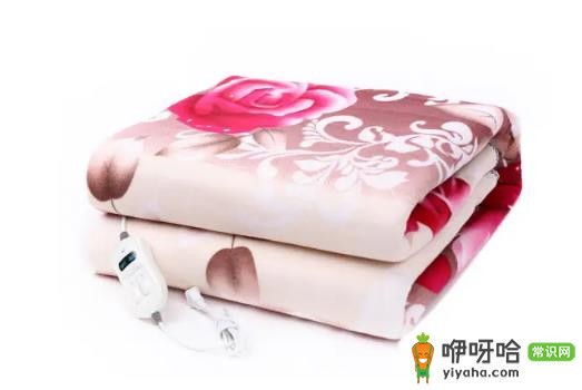 湿气重的人睡电热毯有好处吗?3点分析告诉你答案