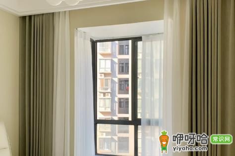 窗帘流行纯色还是拼色?2022年最新趋势解析