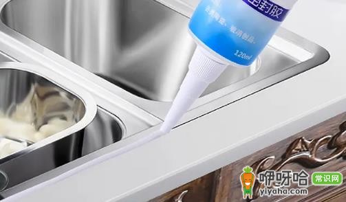 马桶胶干了硬还是软?3天干透后状态解析