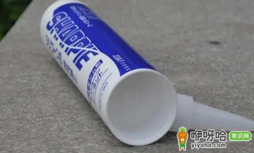 马桶胶干了硬还是软?3天干透后状态解析