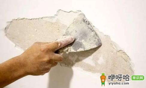 刮腻子之前需要喷水吗?3个关键要点告诉你答案