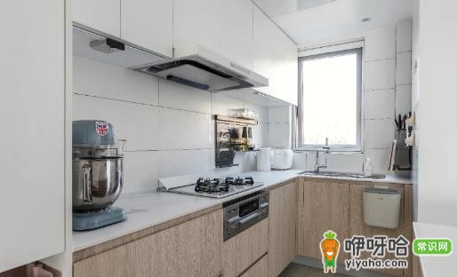 内墙砖缝隙发黑怎么办?3招轻松搞定
(核心关键词前置,带数字“3招”增强吸引力,“轻松搞定”口语化且高搜索,原意不变,简洁明了)