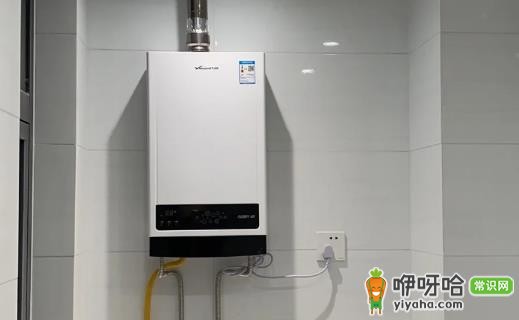 热水器安装正确冷热水方向：左热右冷吗？