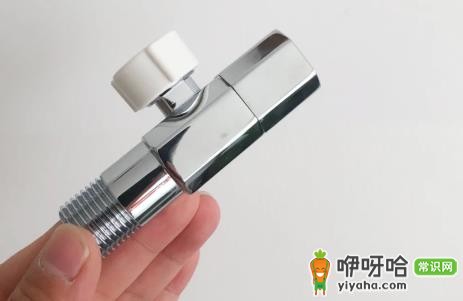 家用热水器安装角阀是专用的吗?看完秒懂
(核心关键词“家用热水器安装角阀”前置,含高搜索词“家用”,疑问保留原意,简洁明了且吸引点击)