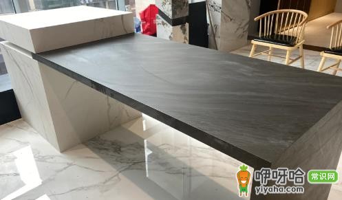 德利丰岩板是什么材料?3大核心材质特点解析