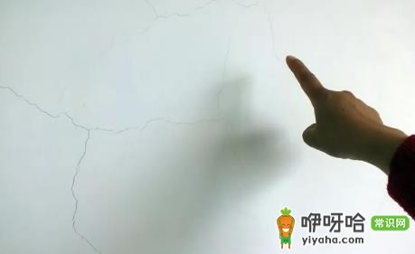 墙面开裂房子会倒吗?3种情况判断房屋是否安全