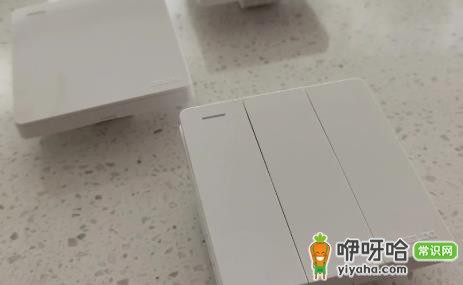 德力西vs公牛开关插座哪个好?2024对比测评推荐