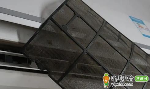 空调过滤网洗了没干能装吗?3个注意事项要牢记