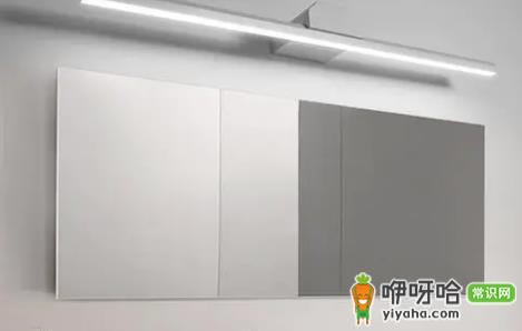 卫生间镜前灯:暖光vs白光,2种灯光选哪个好
