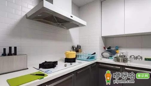 厨房瓷砖太油怎么清洁?3招轻松去油小妙招