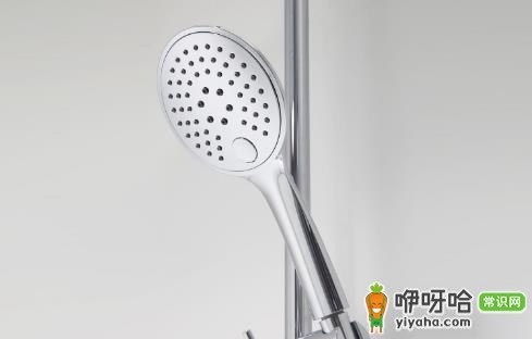 淋浴喷头需要定期更换吗?一般多久换一次最合适?