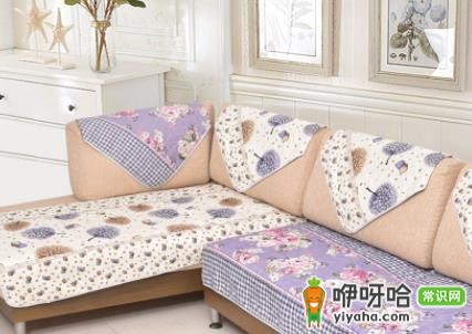 绒面沙发清理5个实用方法 轻松去污不伤面料