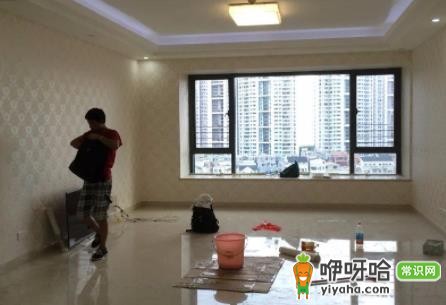 贴墙纸前怎么处理?5步墙面预处理新手一看就会