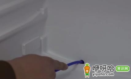 冰箱漏水孔老是冻住怎么办?3个快速解决小技巧