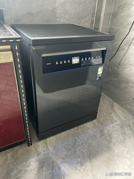 方太16套V6 Pro和米家16套P1洗碗机哪款比较好？评测对比解读！