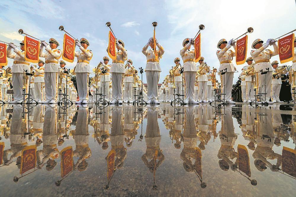 最大规模军乐团，即将亮相九三阅兵