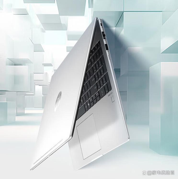 惠普和方正笔记本电脑哪个更好？深度对比多个型号解析！