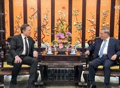马斯克到访北京，自称是中国超级粉
