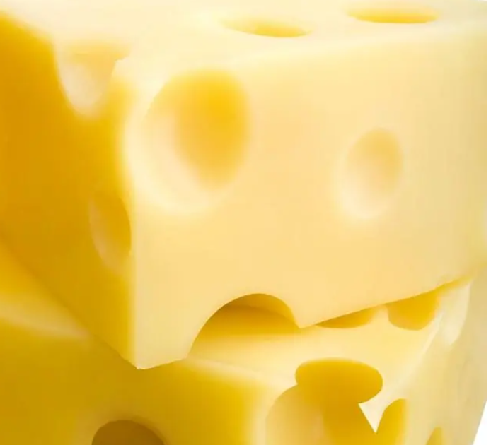 白色奶酪和黄色奶酪的区别
