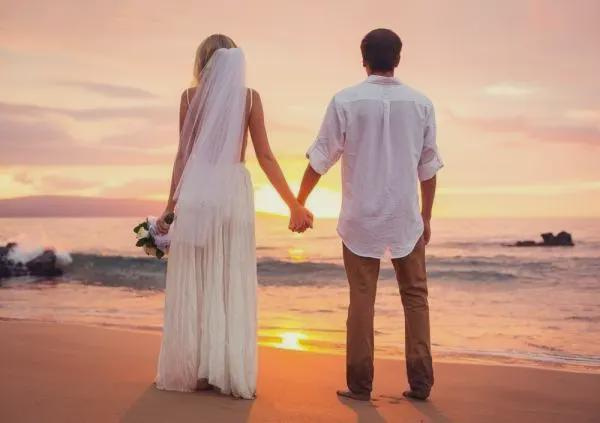 多地宣布发钱奖励结婚，是否能促动年轻人结婚？(图6)