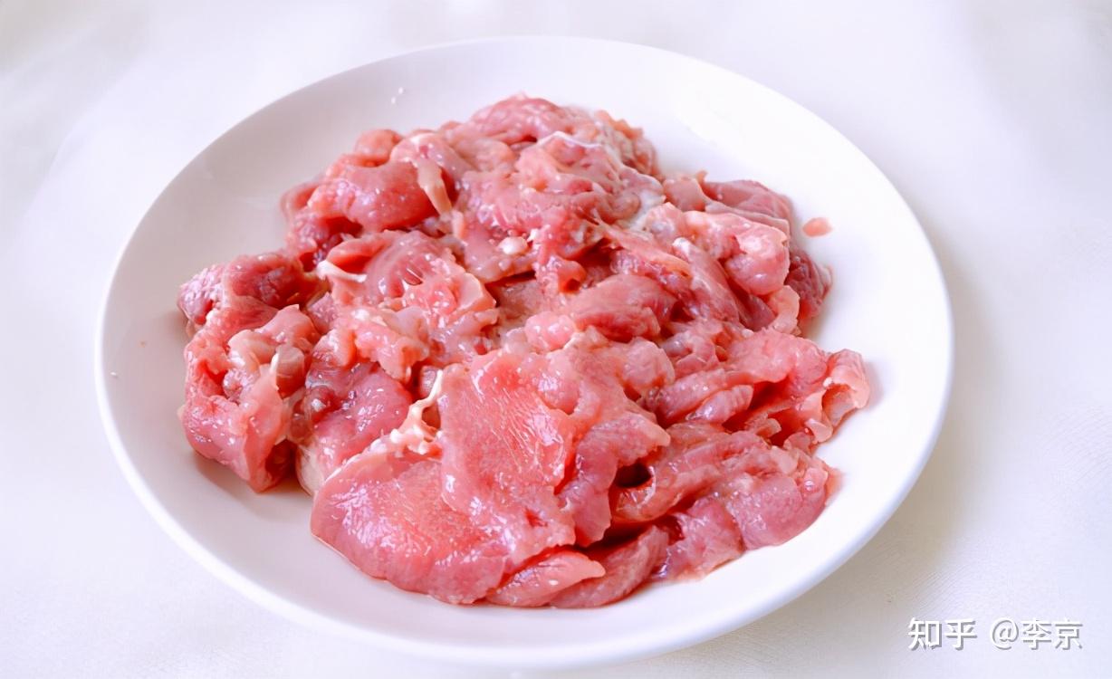 水煮肉片怎么做好吃？水煮肉片的家常做法(图1)