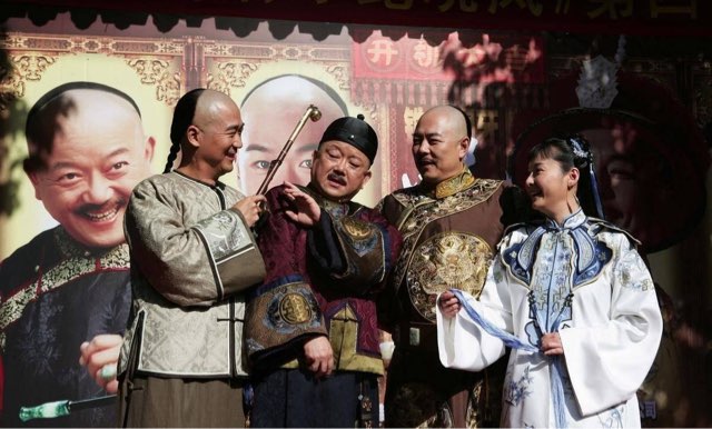 嘉慶親政后，立馬抄了和珅的家，紀曉嵐最后的結(jié)局是啥樣的？