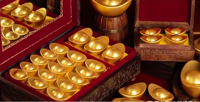 古代的一兩黃金，相當(dāng)于現(xiàn)在的多少錢？一兩黃金夠花多久？
