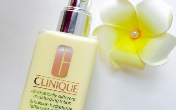 倩碧小黄油能当乳液吗 倩碧黄油有什么功效